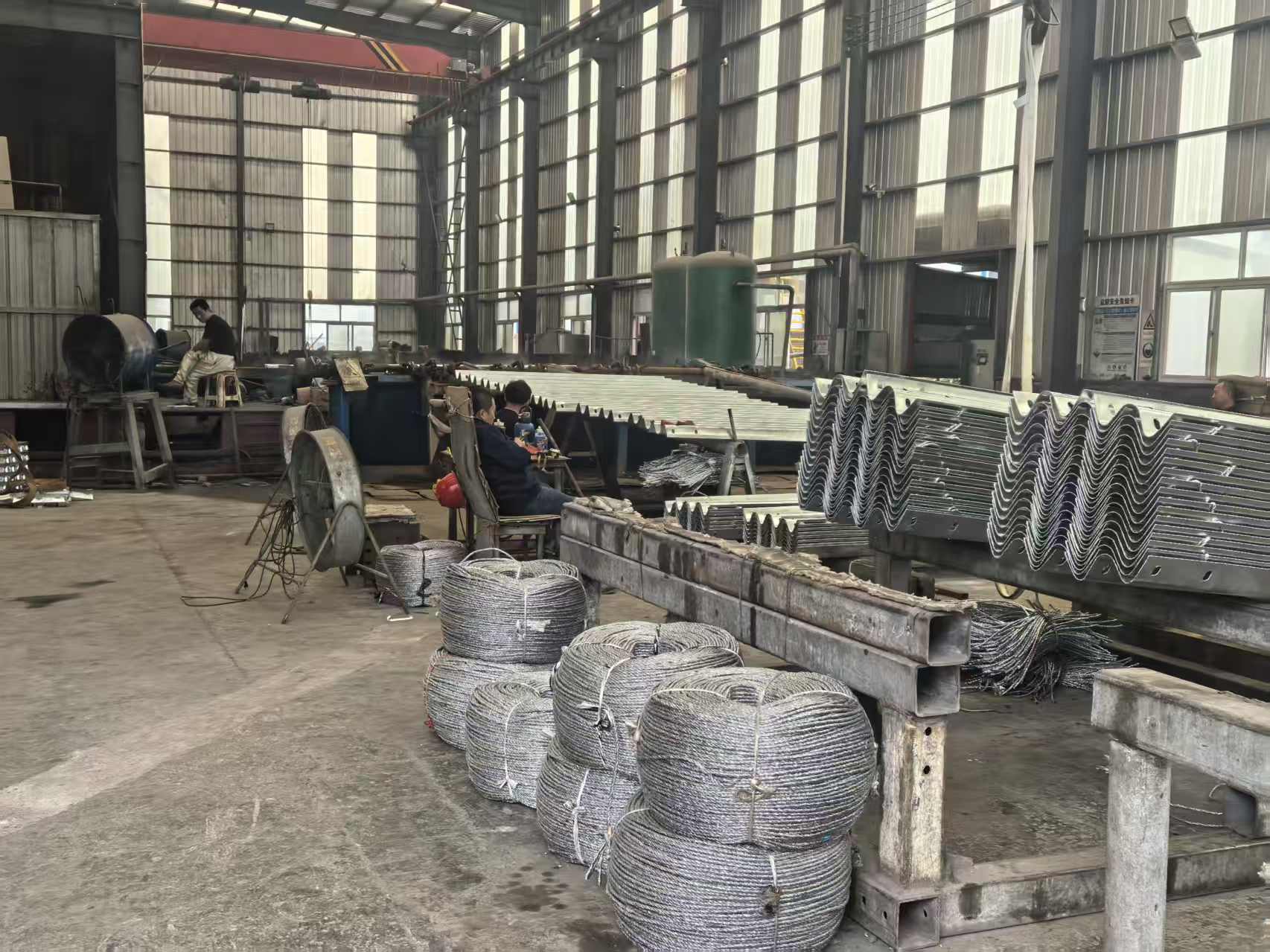 天门市两波波形护栏三波波形护栏 - 一站式服务